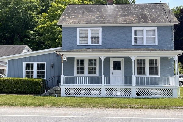 Professional house painter in New Rochelle, NY Professional house painter in New Rochelle, NY